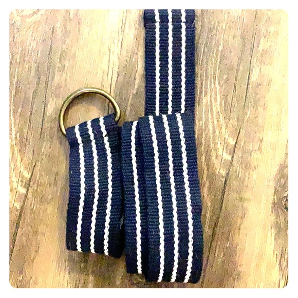 ⛵️👨🏼‍✈️31•navy +white strpd wvn prep belt - Picture 1 of 4